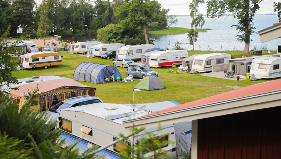 Camping pitch caravan/motorhome (electricity possible)