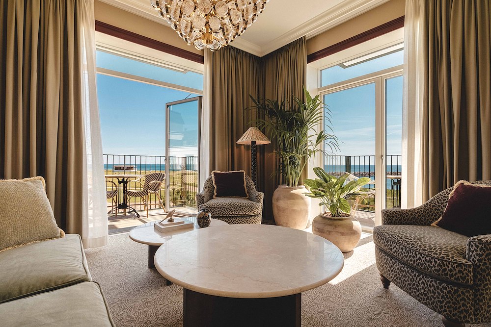Signature Suite