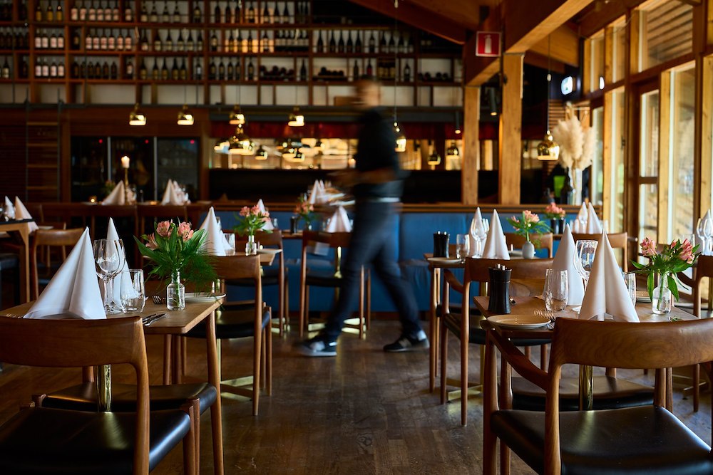 Image of En kväll med Henrik Schyffert med middag - 21 mars