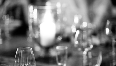 Boka Book a Manor Wing with 6 double rooms.