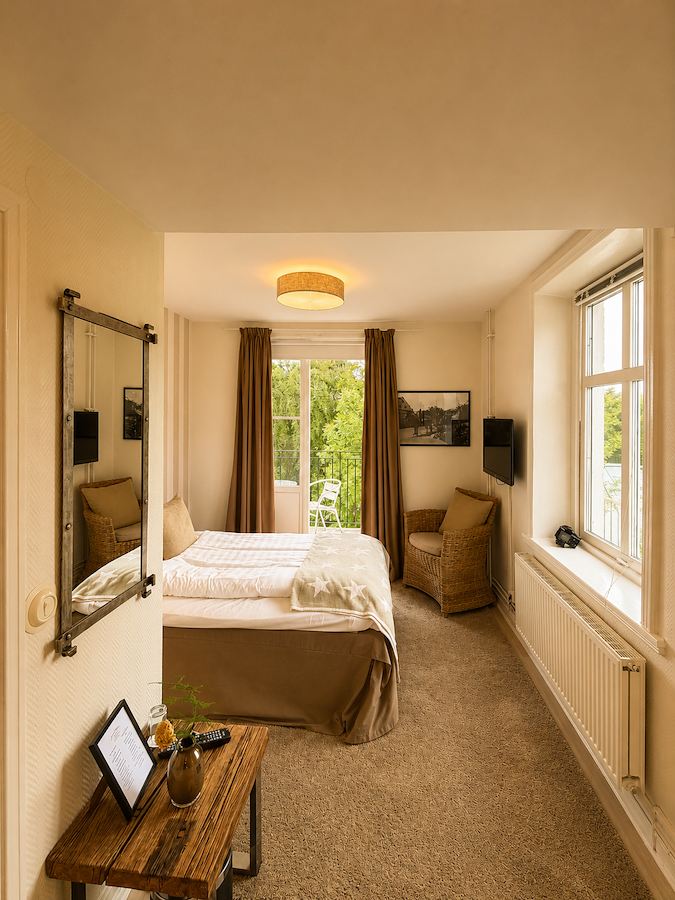 Olympia - Room with 140 cm wide bed, 200 meters from main building