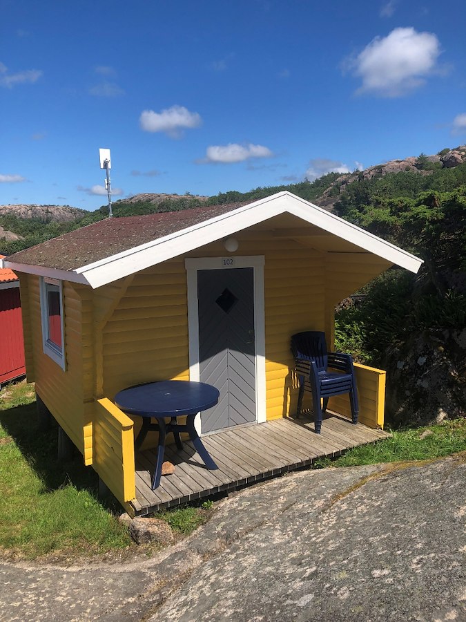 Cottage No. 102 (4 beds, no WC/Shower)