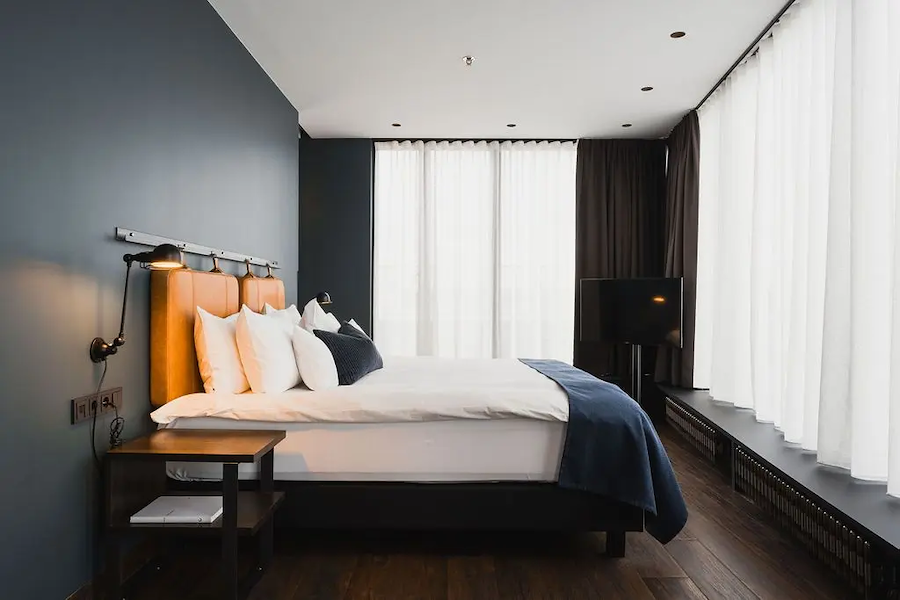 Harbor Suite