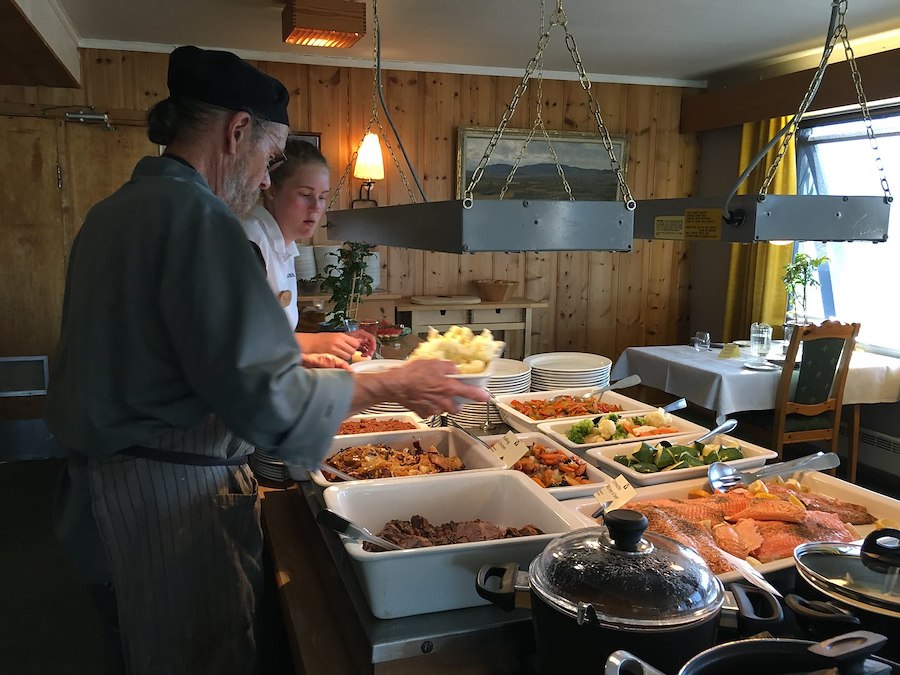 Lunsjbuffet 13:30 - 15:00