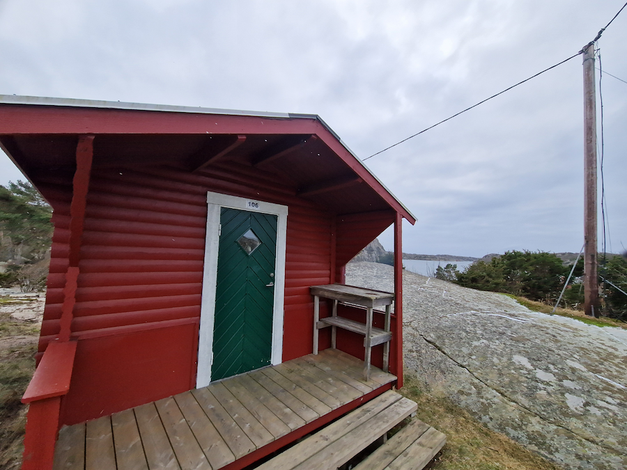 Cottage No. 106 (4 beds, no WC/Shower)