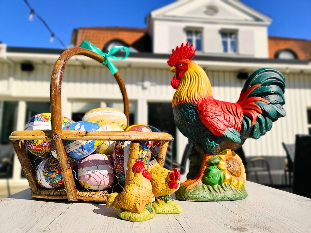 Image of Easter buffet at 1:00 PM