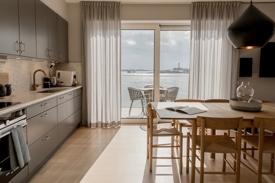 Four-room suite