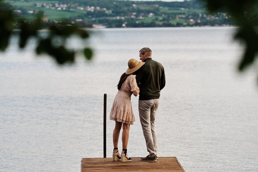 ROMANTISK OPPHOLD VED MJØSA
