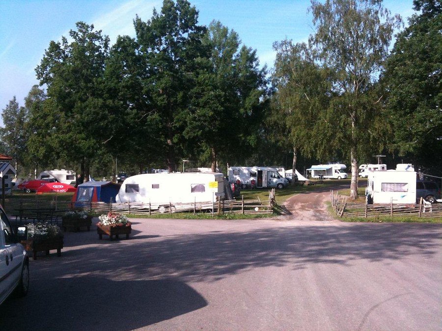 Campingtomt husvgan/husbil/tält inkl el