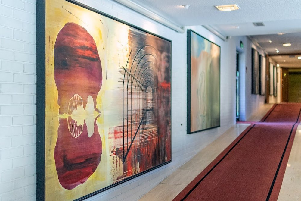Image of Art tour in estate-like surroundings