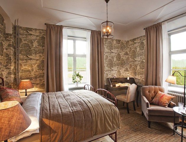 Boka Romance at the castle på Rosersbergs Slottshotell 