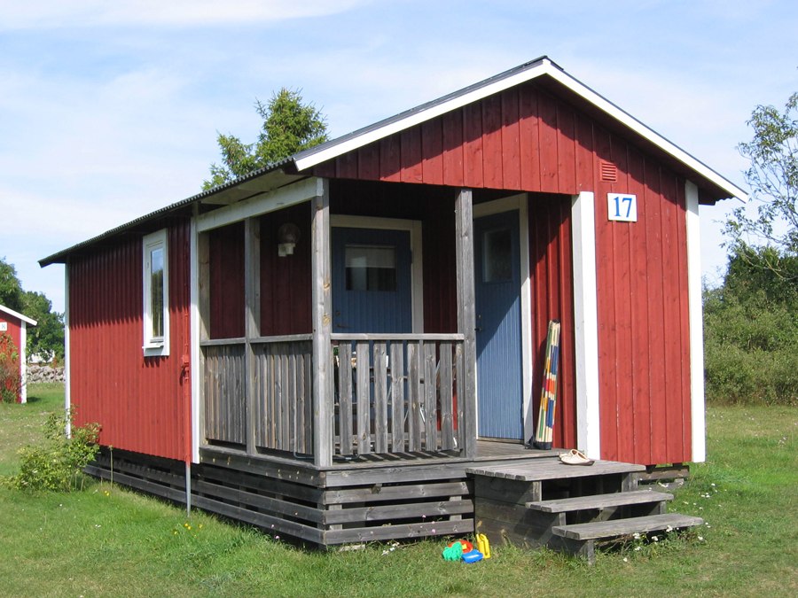 Detached cottage (4 beds, WC/shower)