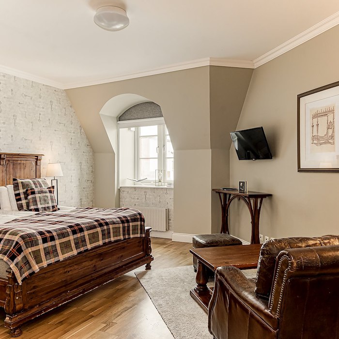 King room+ 