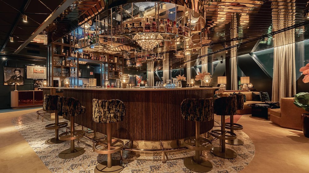 Image of JQ & GOGOGAGA CELEBRATION – 1690 kr