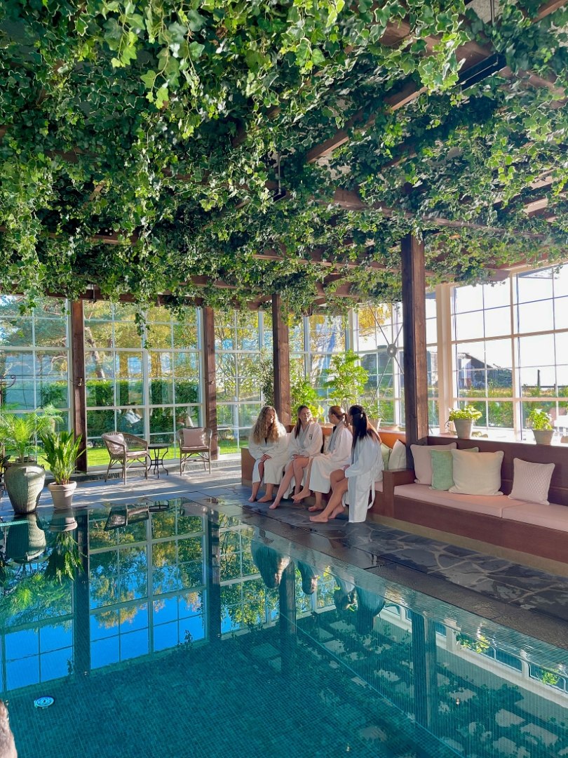 Image of Pool Club Morning 08:30 - 13:00
