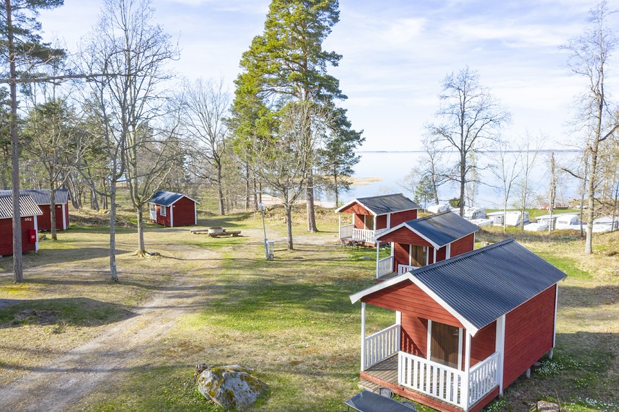 Cottage (4 beds, no toilet, shower)