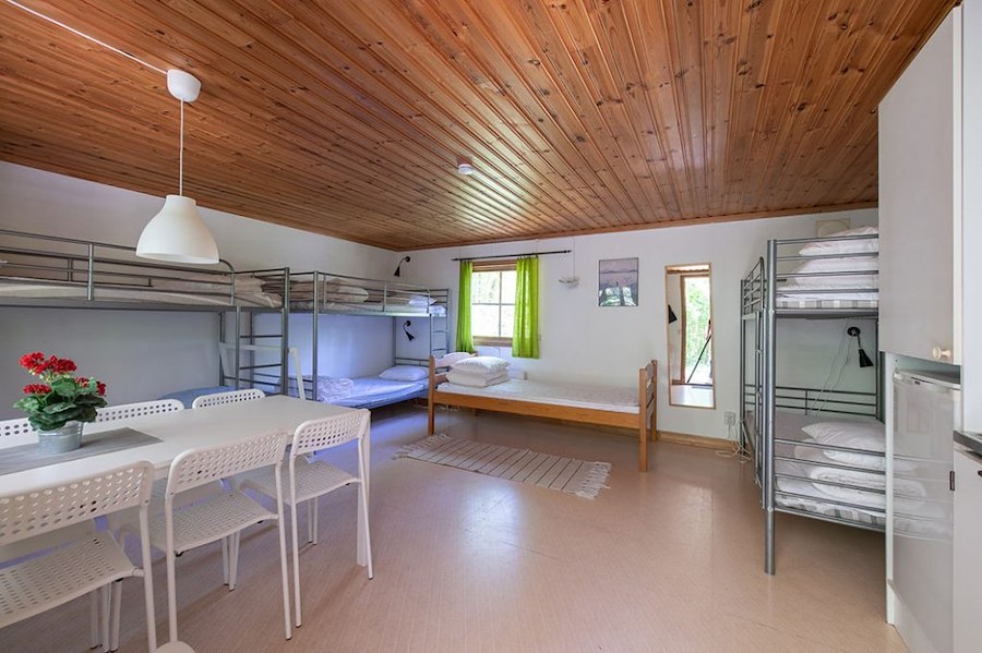 Cottage (6 beds, no WC/Shower)