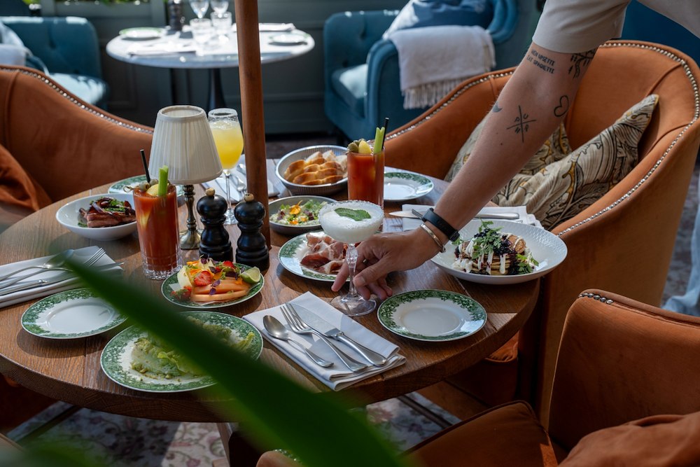 Image of Pool Club Escape - Frukost eller Brunch