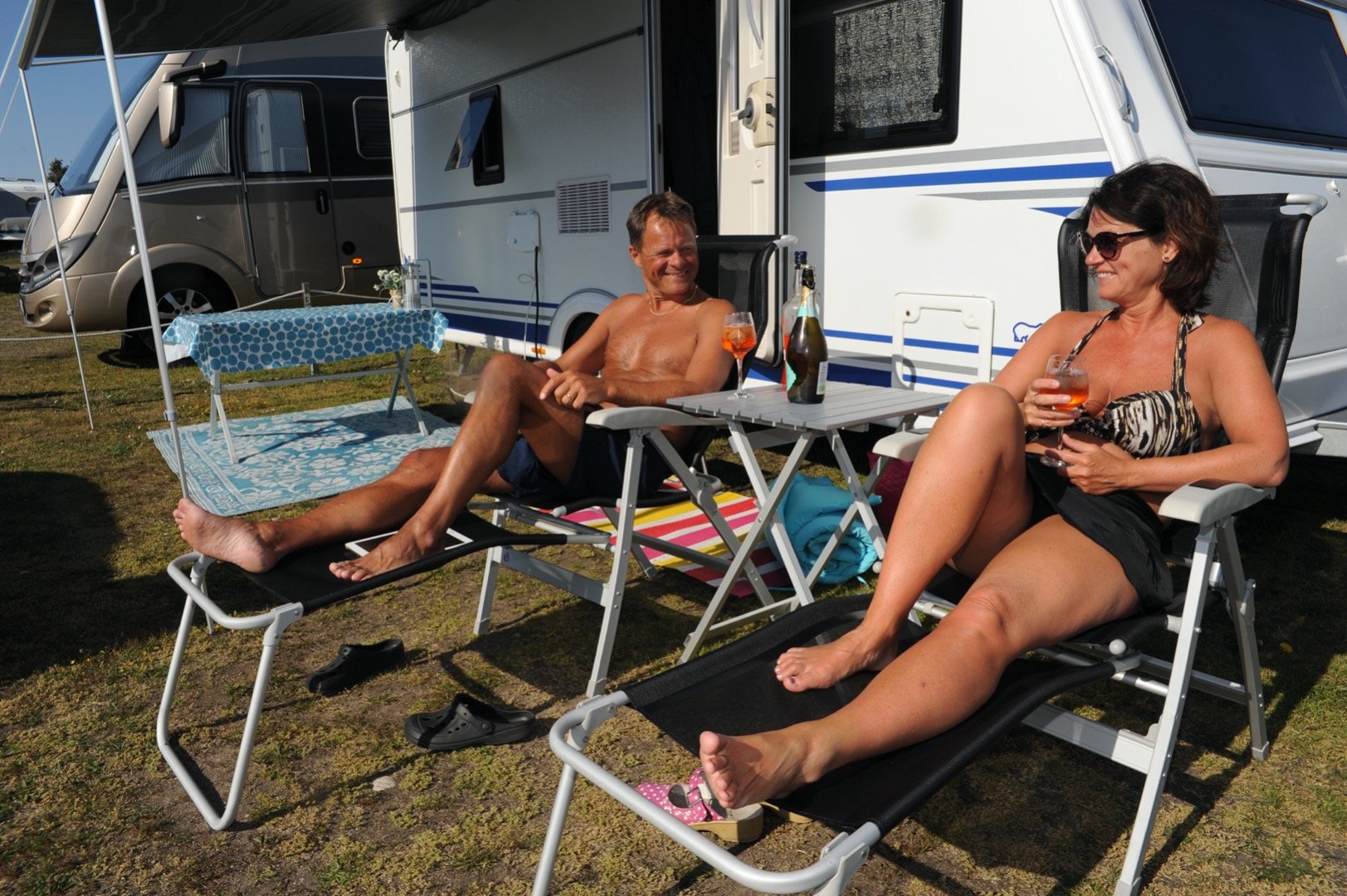 Camping Stellplatz mit Strom, TV und Abwasser