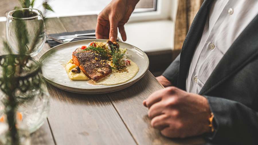 Table Reservation: Lunch