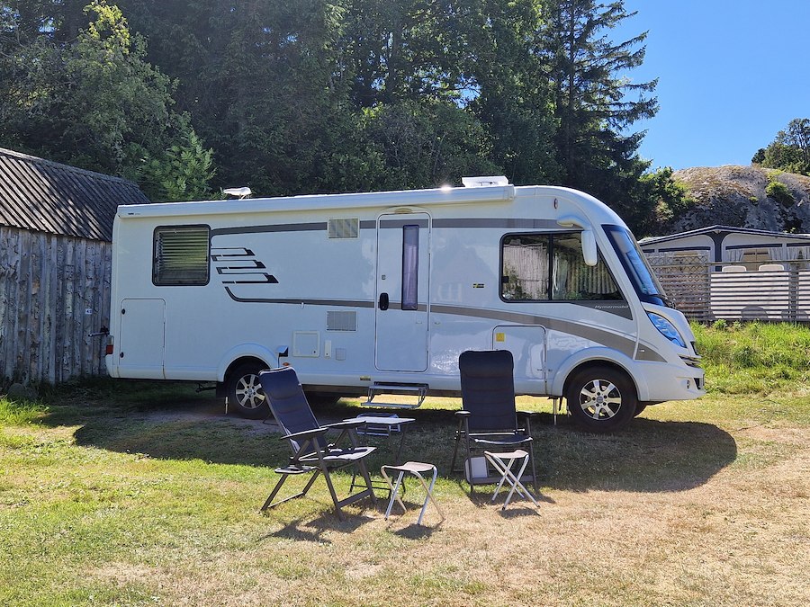 Camping pitch for caravan/motorhome/tent incl. electricity Max 9 M