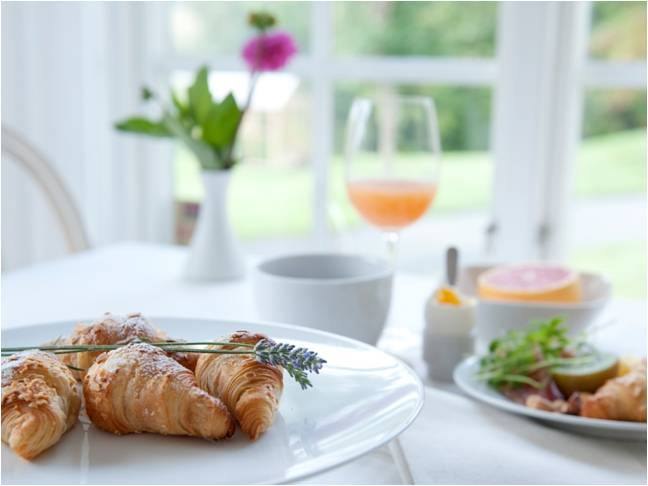 Vår härliga lantliga frukostbuffé