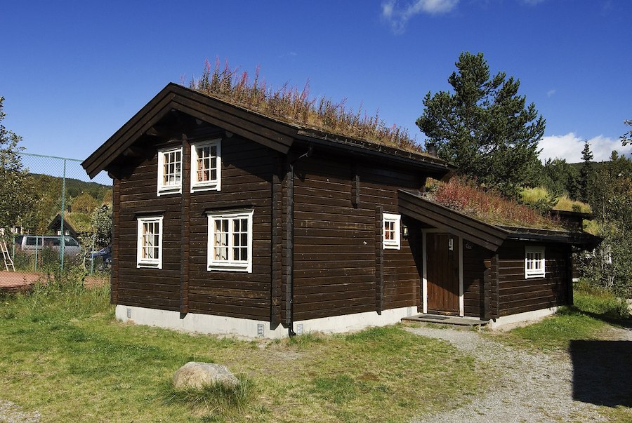 Tømmerhytte med 8-10 sengeplasser