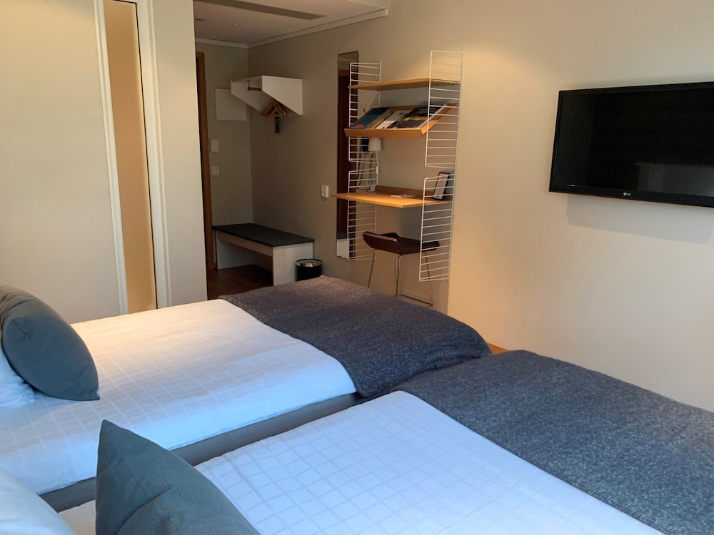 Ytterligare bild 3/5 av Tallbacksrum