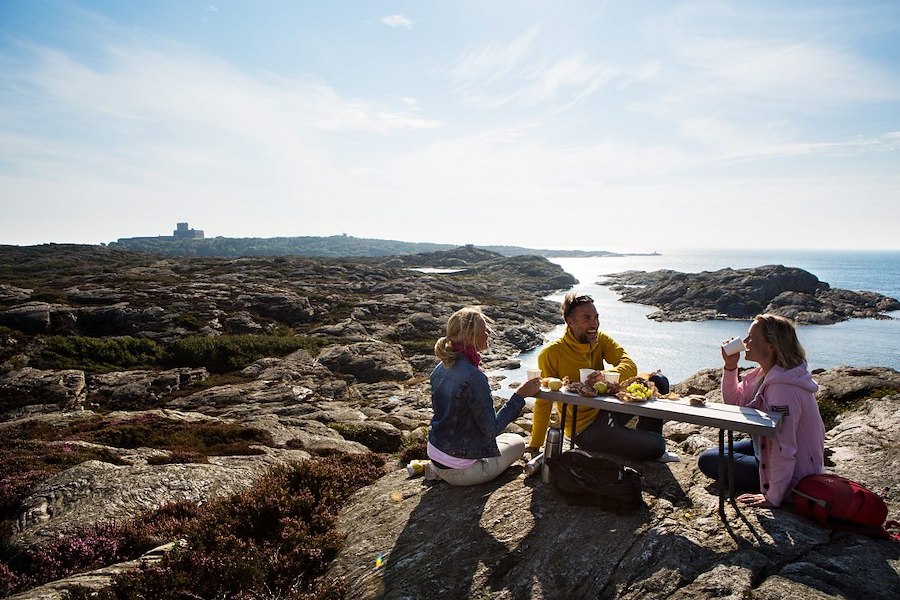 UPPLEV MARSTRAND MED VÅRT VANDRINGSPAKET
