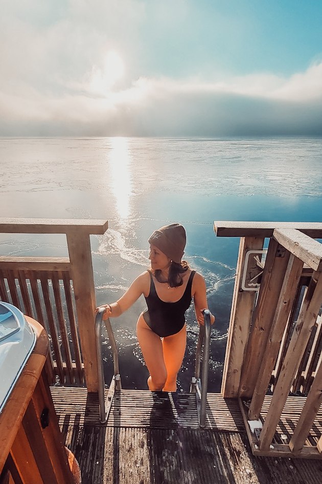 Boka Veras Våghalsad Kallbadspaket på Strandflickornas Annex Gula villan