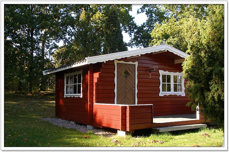 Cottage 3 (4 beds, without WC/shower/water)
