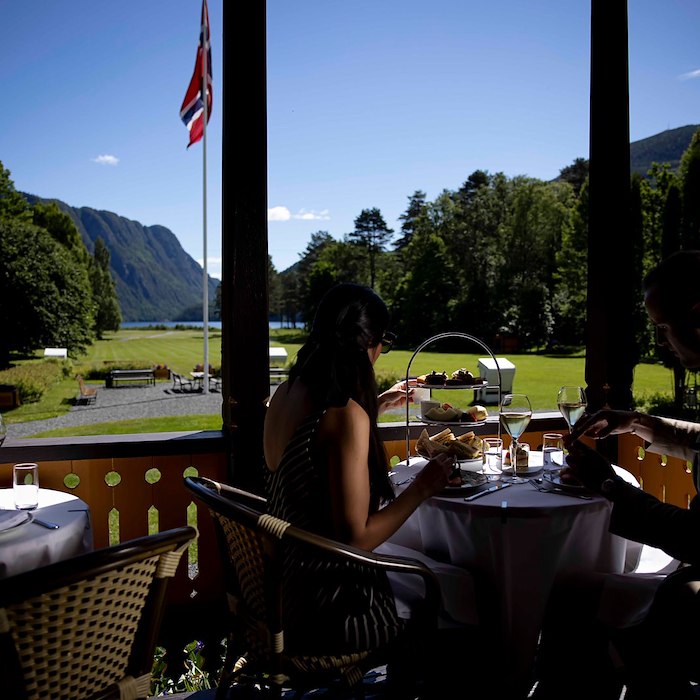 voucher-Afternoon Tea på Dalen Hotel for to gjester.