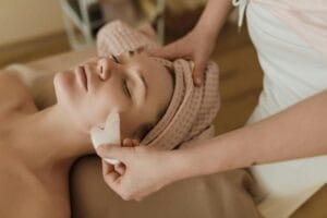 Massage och ansiktskur 50min 