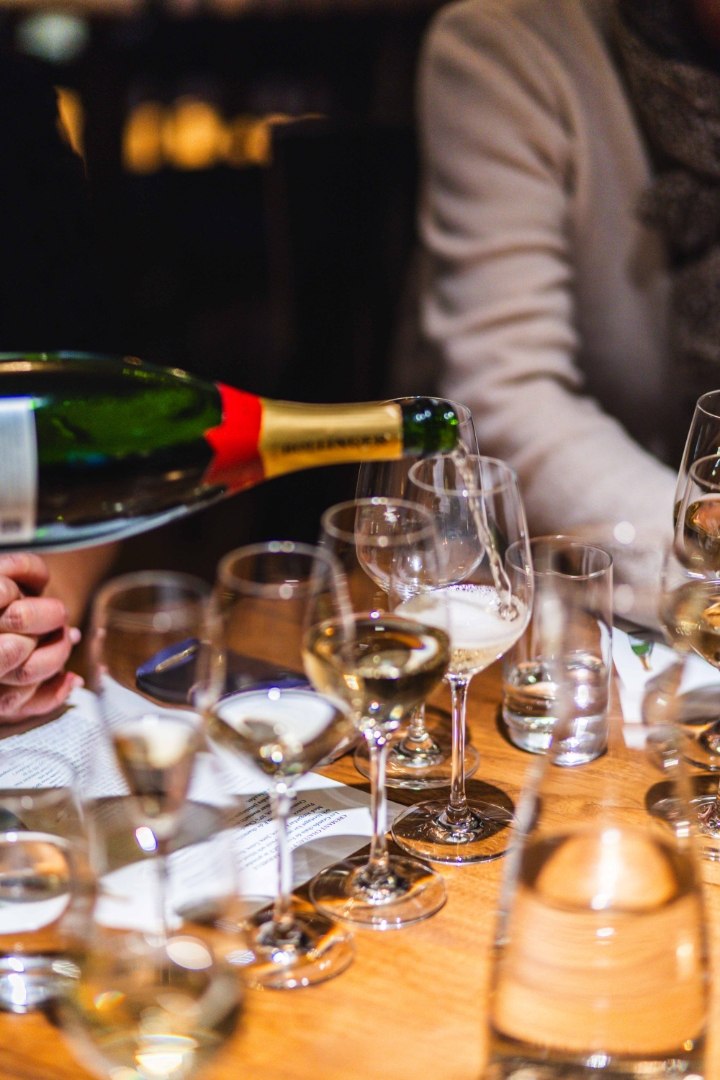 Image of Bubbelprovning & middag inför nyår