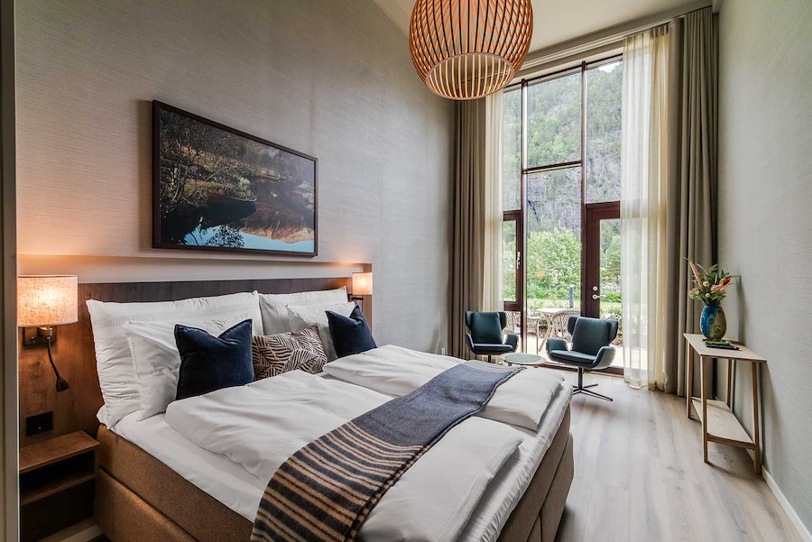 Superior room with mountain view