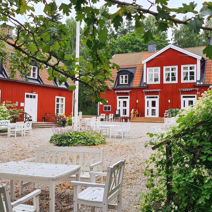 Dubbelrum, Skogsgården