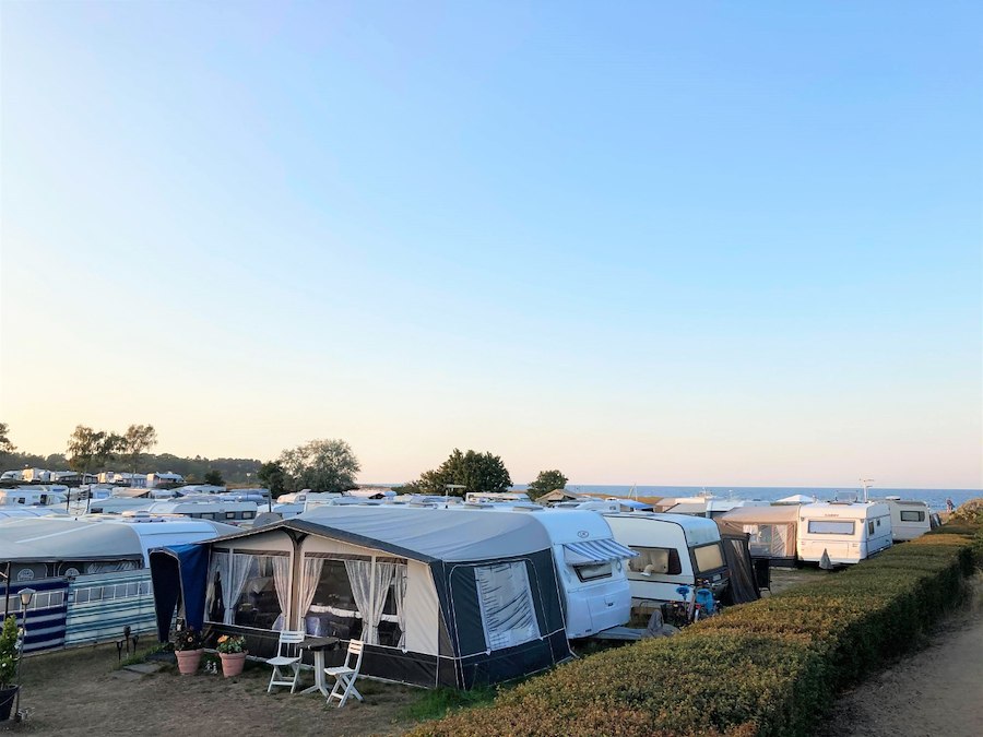 Camping pitch caravan/motorhome/tent with electricity