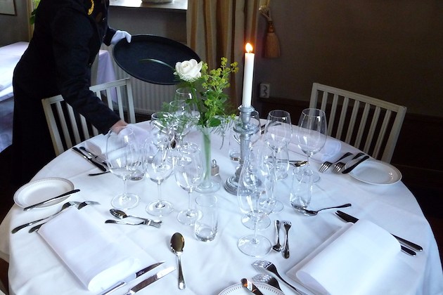 Boka Castle package weekend, three-course dinner på Sundbyholms Slott