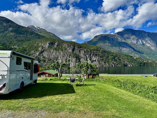 Bobil & campingvognplass nr. 5-8