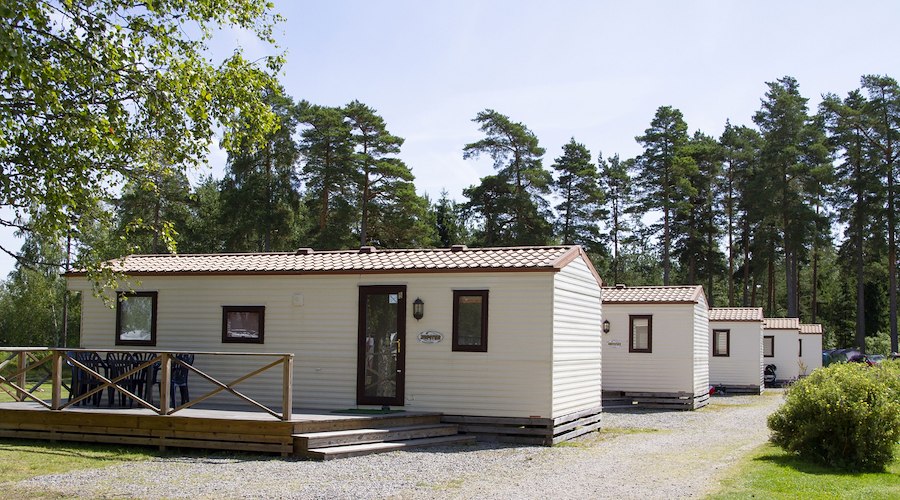 Static caravan (6 beds, WC/Shower)