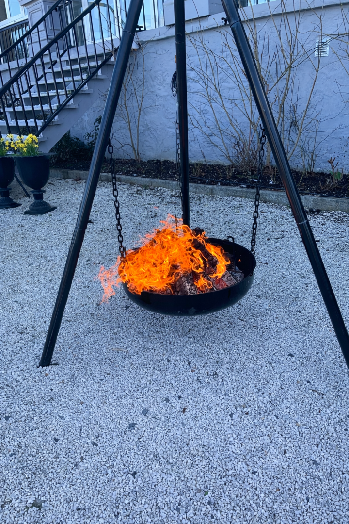 Bålpannekos i hagen