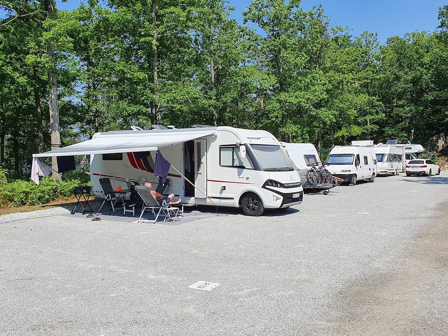 Camping pitches 80-90 