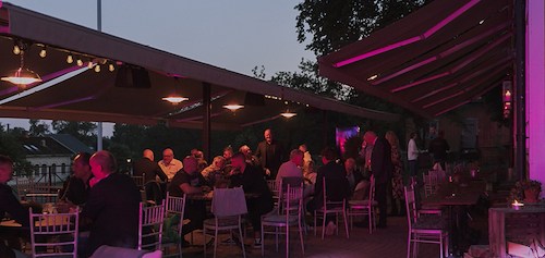 Boka Oktoberfest med ban-och bartömning