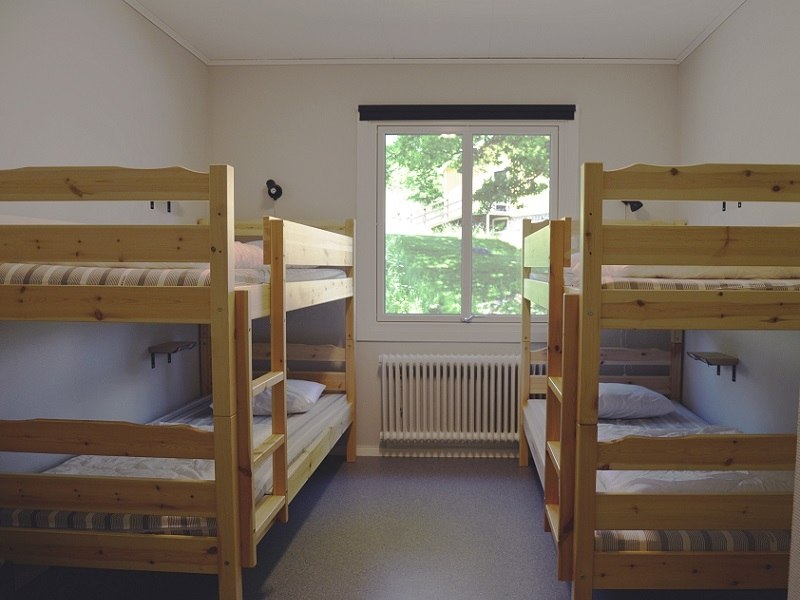 Room 1 (4 beds, no WC/Shower)