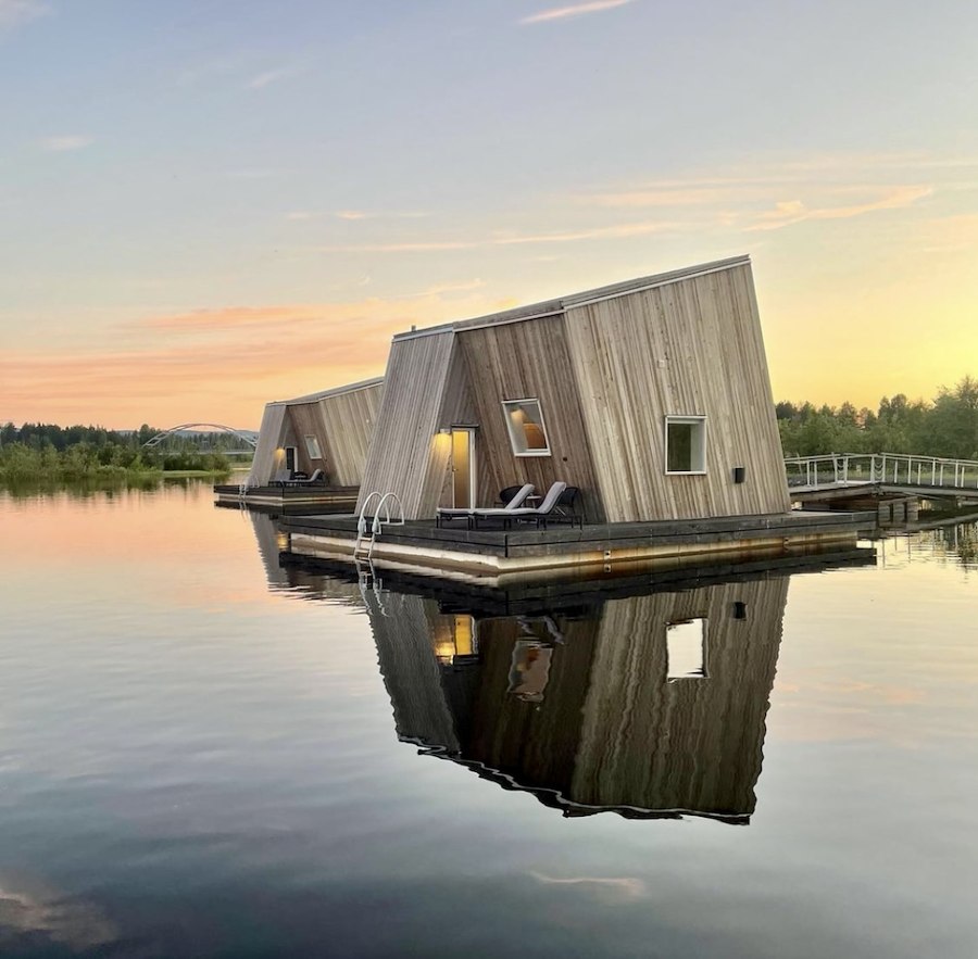 Water Cabin