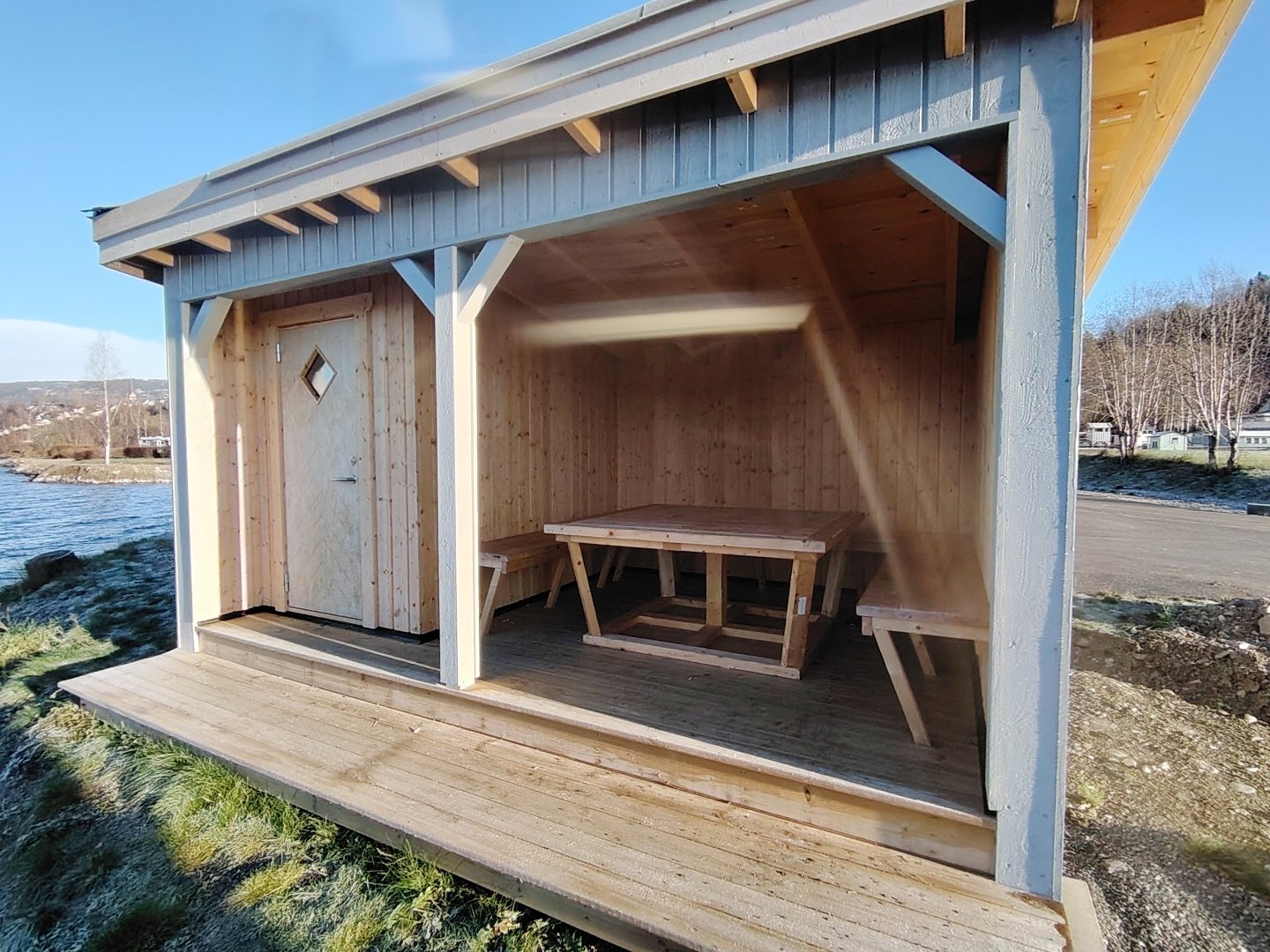 $apiData['content']['article']['title']