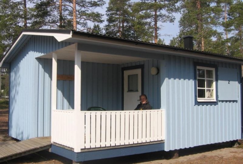 4-bed cottage with WC and shower
