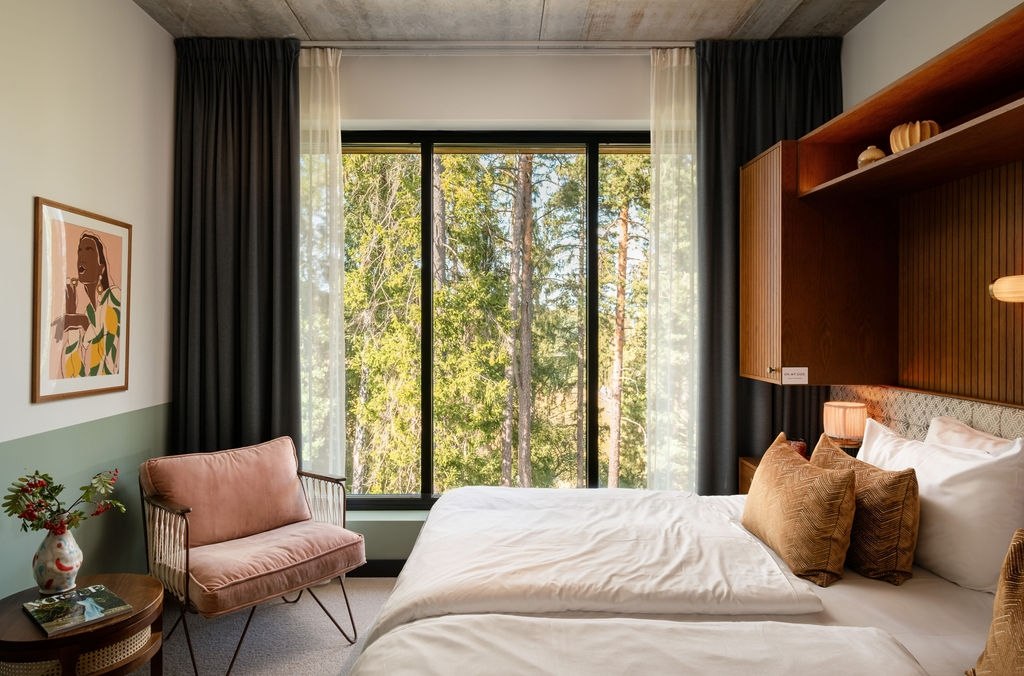 room_image