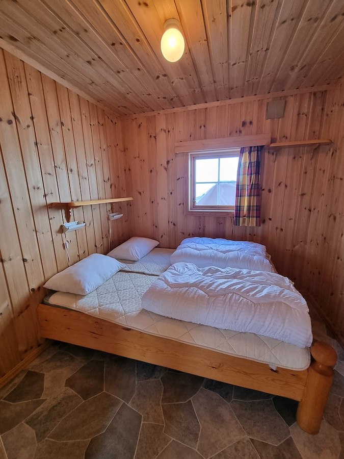 Cabin with sauna and double bed