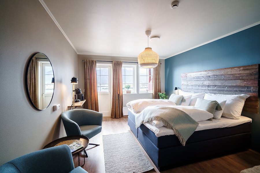 Hotellrom Med Sjøutsikt